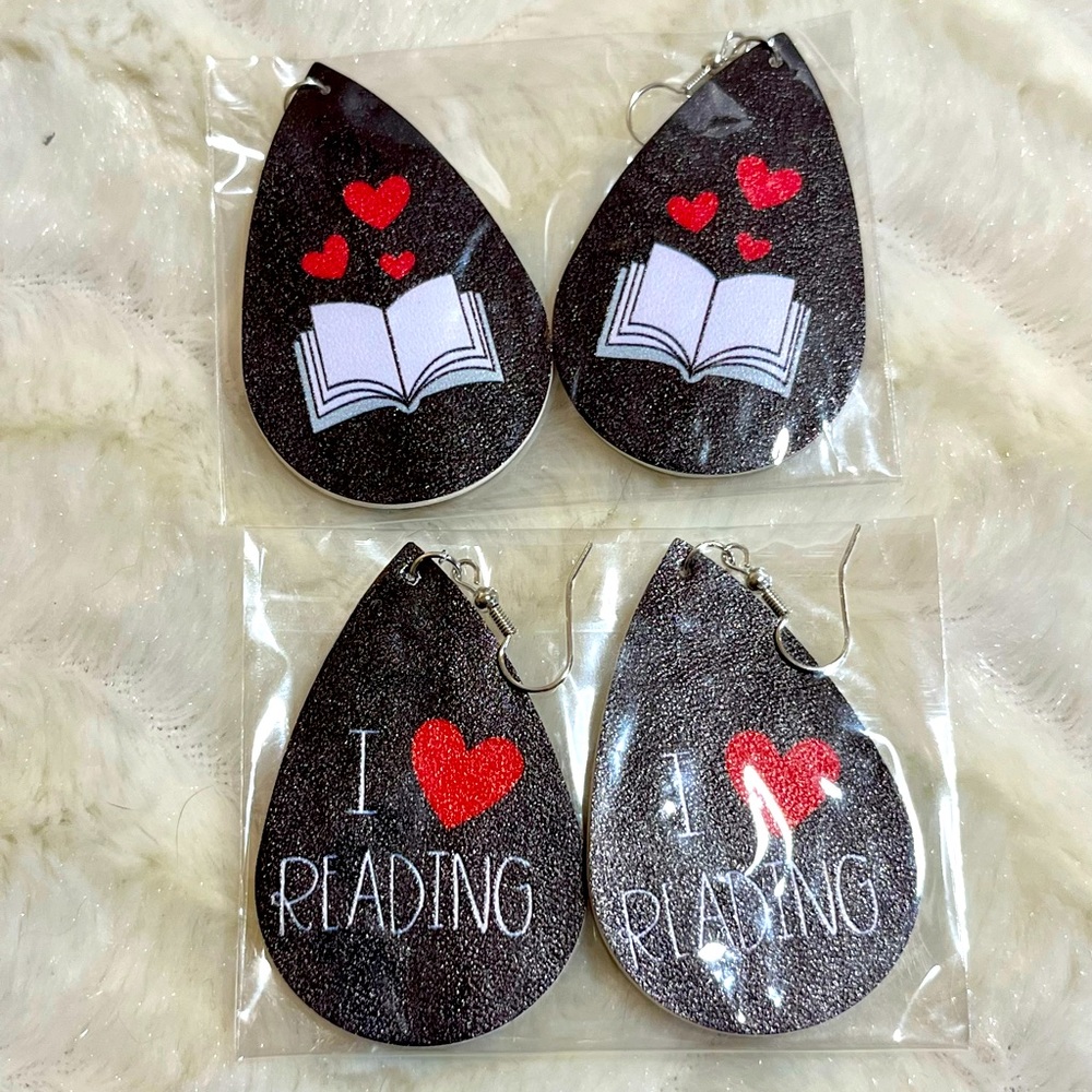 Set to pair reading teacher earrings